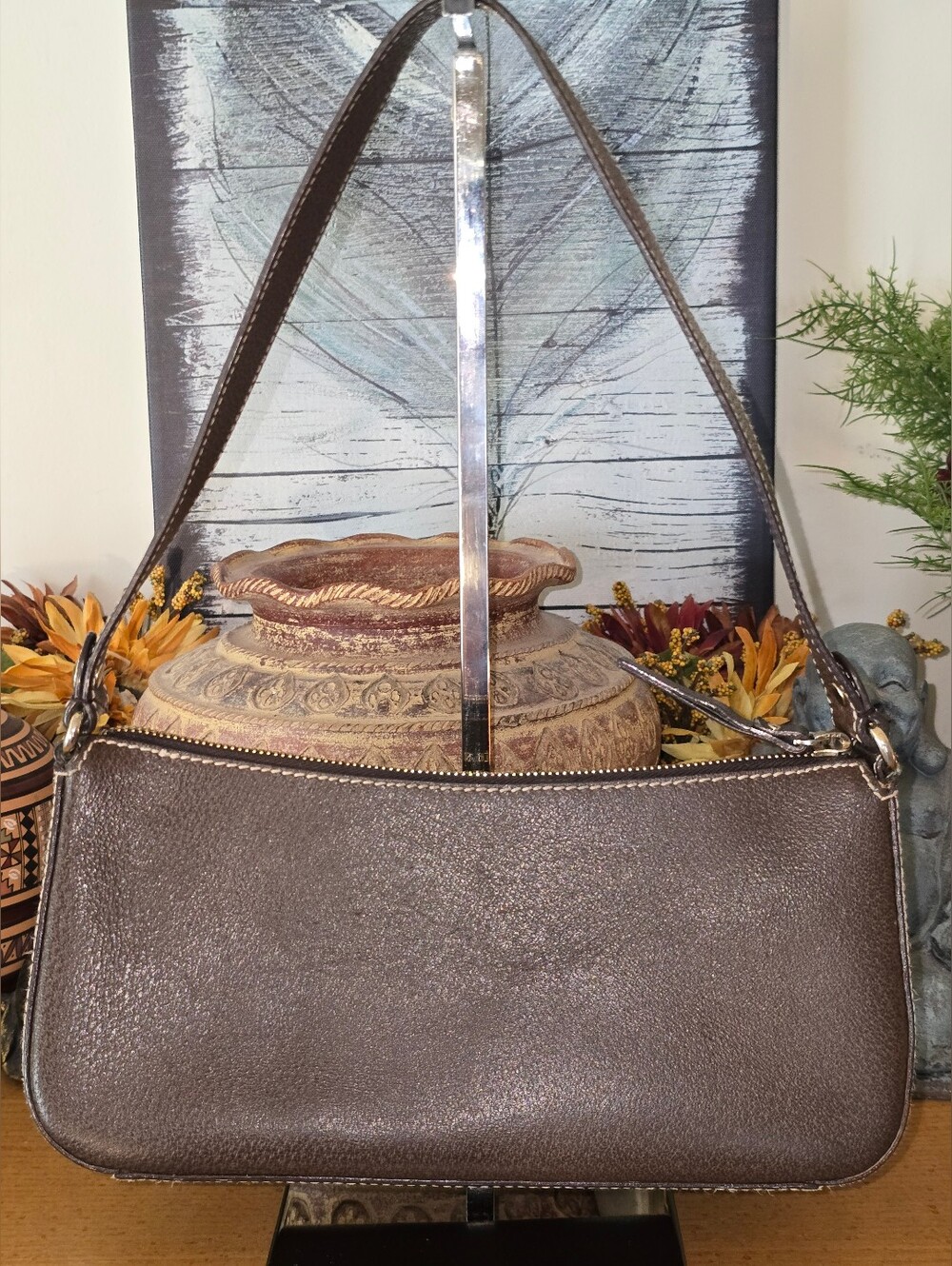 Kate Spade Vintage Brown Pebbled Leather Baguette Shoulder Bag. EUC - Picture 2 of 14
